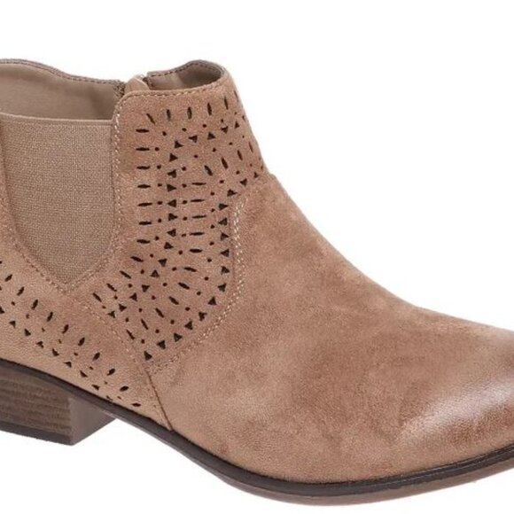 NWT Pierre Dumas Booties - Picture 1 of 1